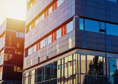 Service d'inspection de bâtiment commercial au centre-ville de Montréal et à Laval et leur environs / Inspecteur Bâtiment Montréal & Évaluateur Montréal